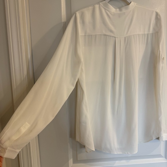 Lafayette 148 New York White Crepe Silk Blouse with Pockets - Picture 10 of 12